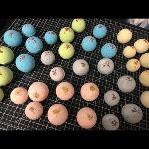 Bathbombs and Shower steamers